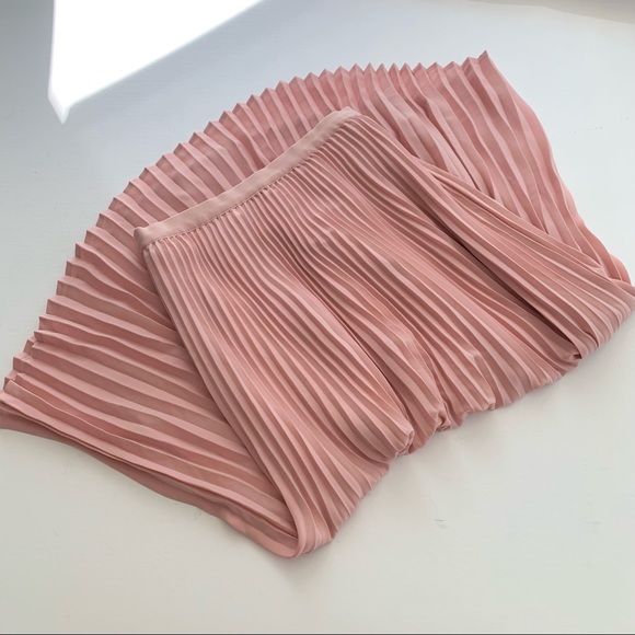 Babaton Jude Skirt - Picture 4 of 6